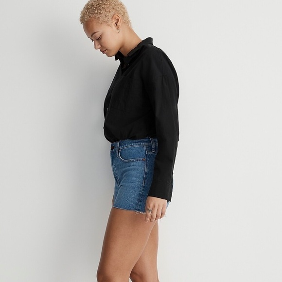 NWOT Madewell The Curvy Perfect Vintage Jean Short in Swanset Wash - Picture 2 of 7